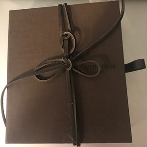 Louis Vuitton box & dust bag